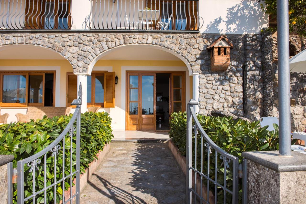 Villa Savina - Elegant Family Villa Overlooks Amalfi Coast - Positano Bagian luar foto