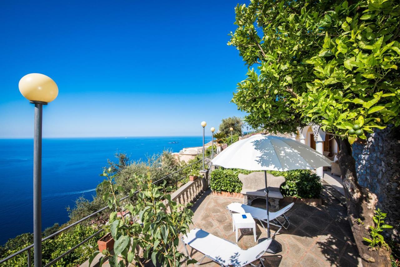 Villa Savina - Elegant Family Villa Overlooks Amalfi Coast - Positano Bagian luar foto