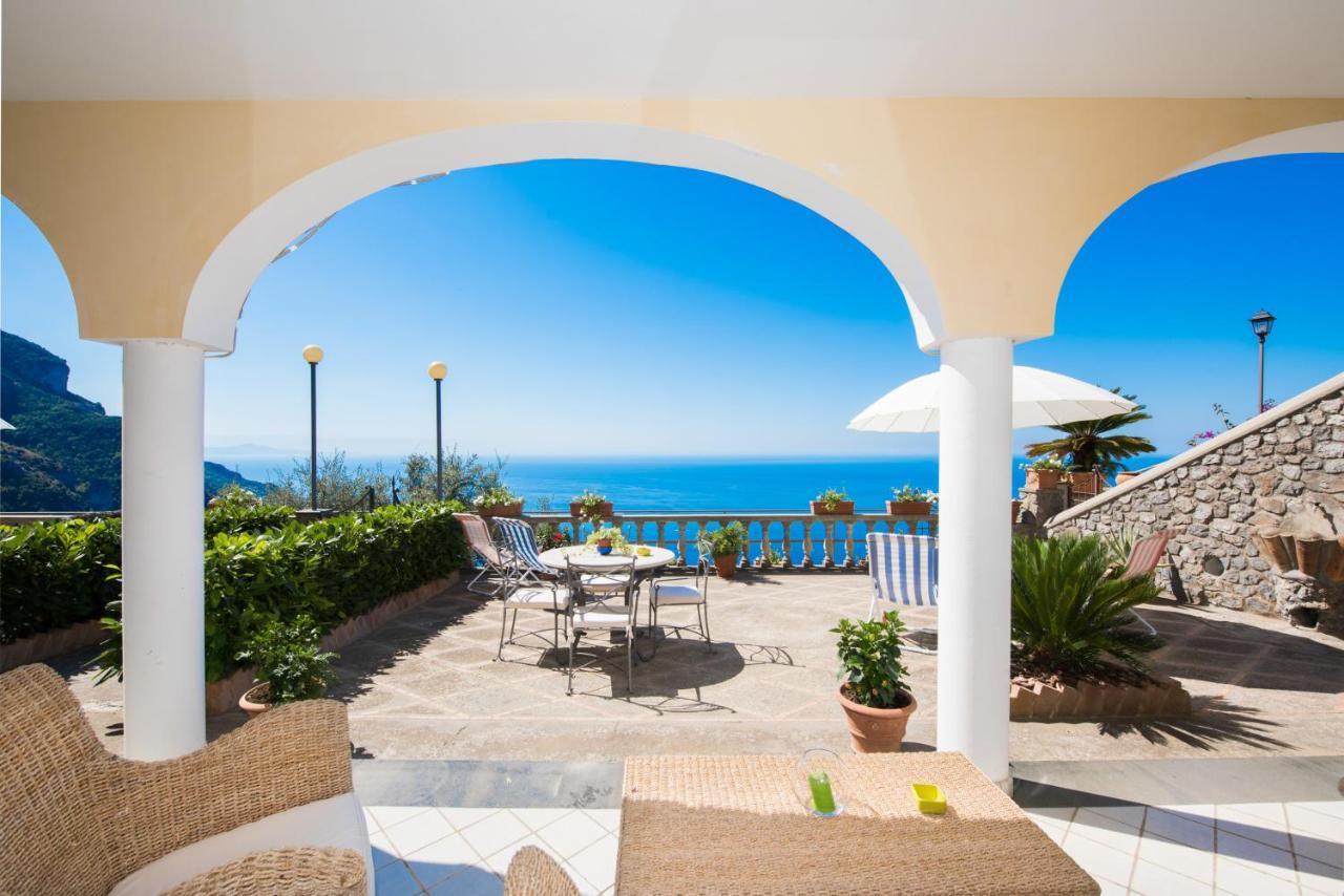 Villa Savina - Elegant Family Villa Overlooks Amalfi Coast - Positano Bagian luar foto
