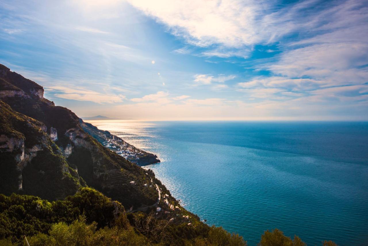 Villa Savina - Elegant Family Villa Overlooks Amalfi Coast - Positano Bagian luar foto